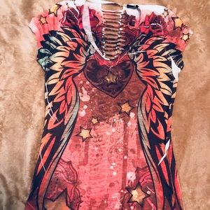 Super soft open spine tee full of color